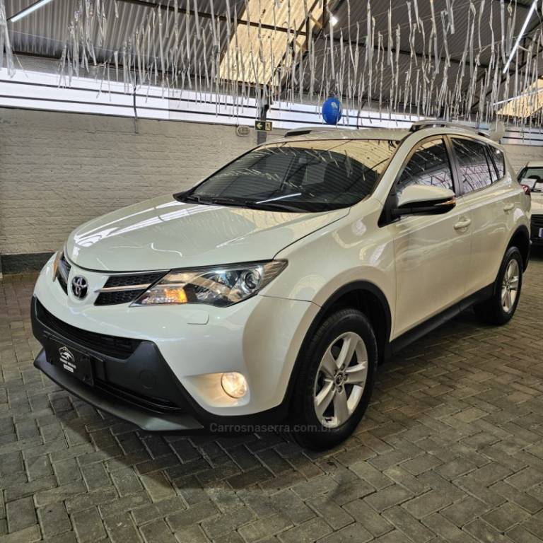 TOYOTA - RAV4 - 2015/2015 - Branca - R$ 78.900,00